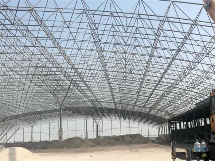 玉树钢厂料仓网架工程